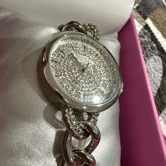 Badgley Mischka rhinestone Silver Chain Watch - Picture 5 of 7